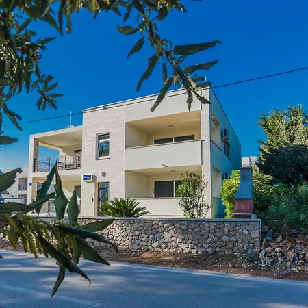 Appartamento With Parking Space - 18519