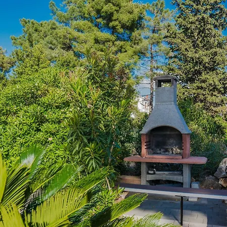 With Parking Space - 18519 Vir